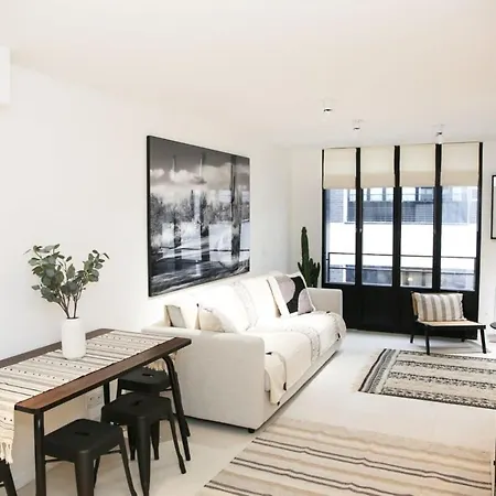 Apartment De Caractere Aux Portes Du Marais - 2p - Flat-guest Paris