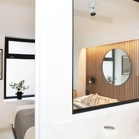 Apartment De Caractere Aux Portes Du Marais - 2p - Flat-guest *