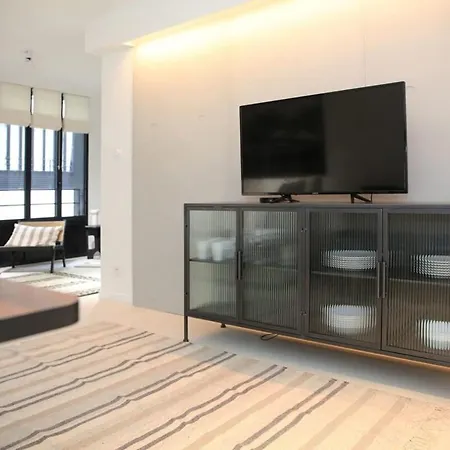 Apartment De Caractere Aux Portes Du Marais - 2p - Flat-guest *