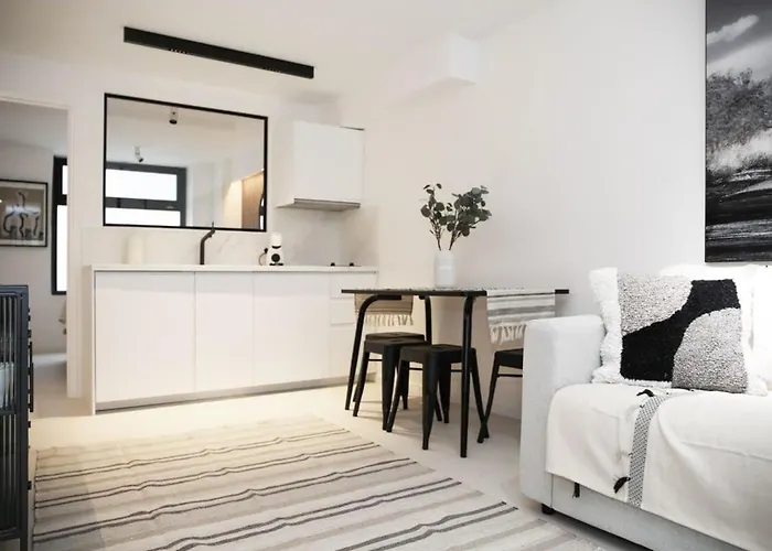 Apartment De Caractere Aux Portes Du Marais - 4p - Flat-guest